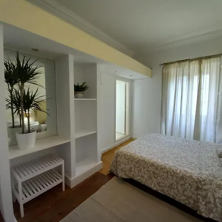 Seagull House * بينيش